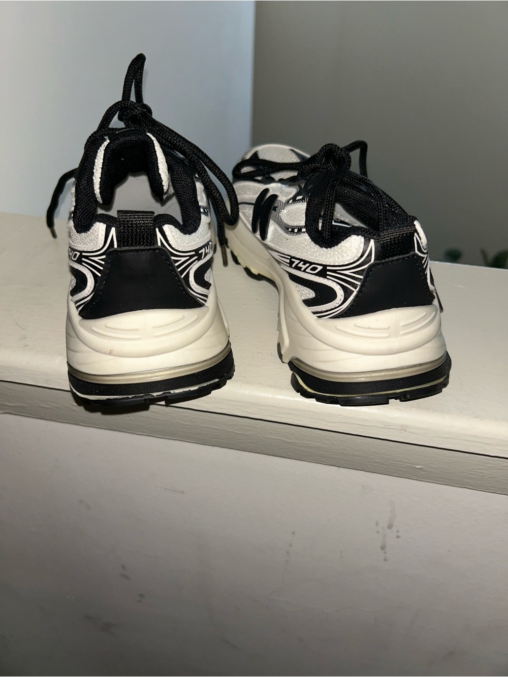 Black & White Chunky Athletic Sneakers - Picture 3 of 4